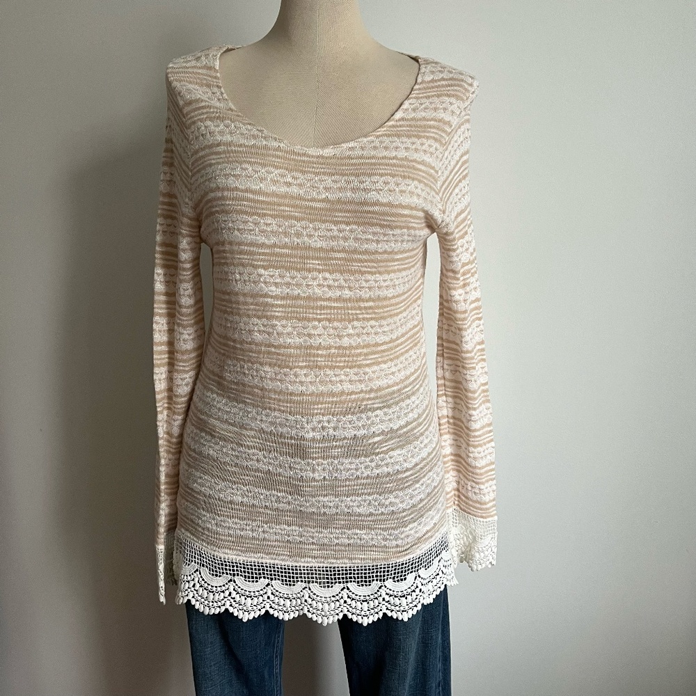 C - White & Tan Light Long Sleeve Knit / Shirt